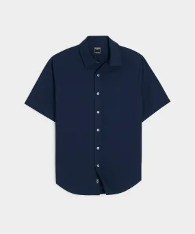 Short-Sleeve Point Collar Shirt in Navy